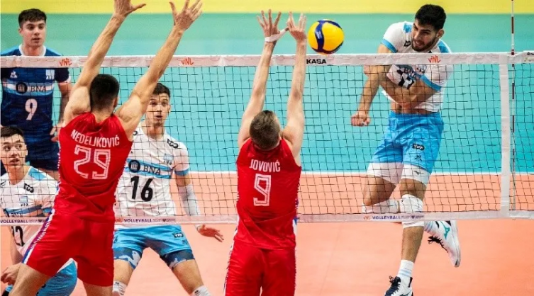 Liga de las naciones de vóley: Argentina perdió ante Serbia