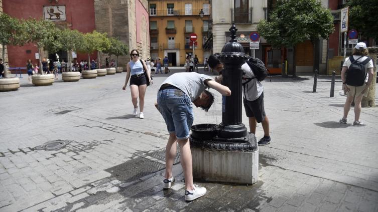 Varios países europeos siguen bajo una intensa ola de calor, entre ellos España y Francia