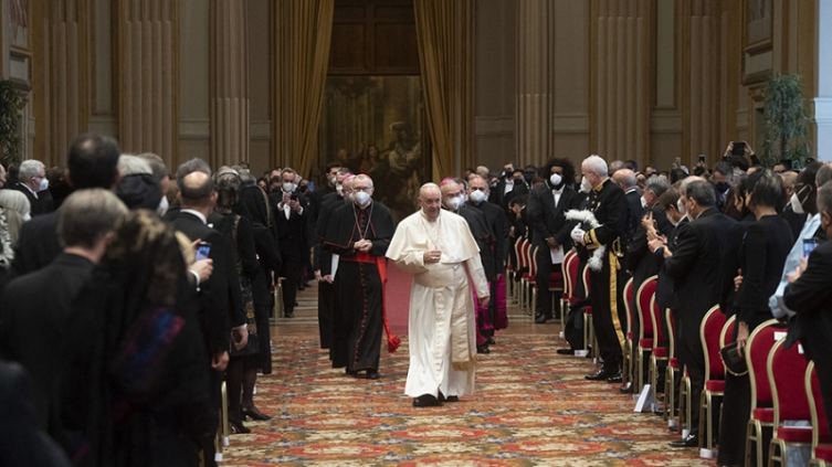 Aborto: el Vaticano busca reabrir un 