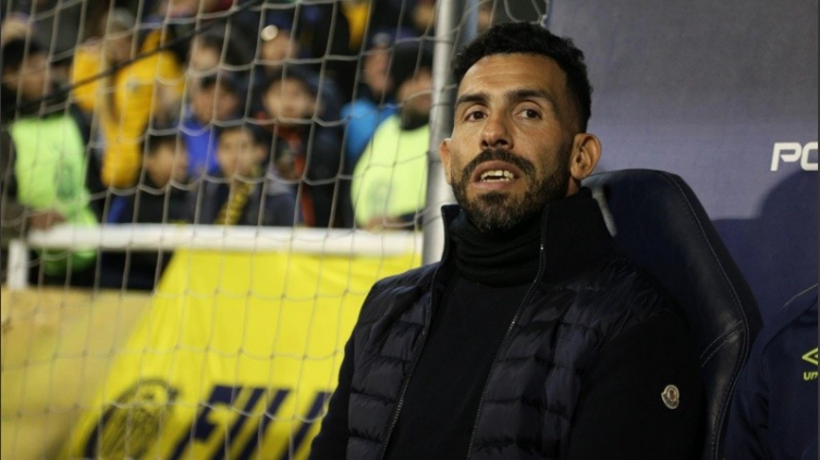 Tevez respaldó al equipo pese a la derrota