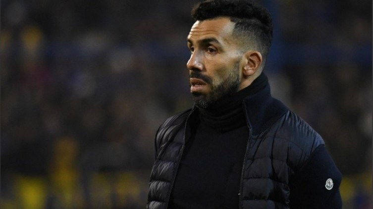 Piden que se demuestre que Carlos Tevez tiene título de DT