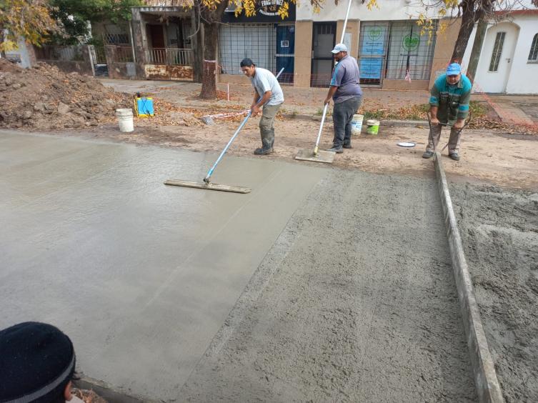 Trabajos de bacheo, iluminación y arbolado previstos para este miércoles