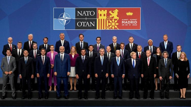 Rusia y China arremeten contra la OTAN por ser calificados como 