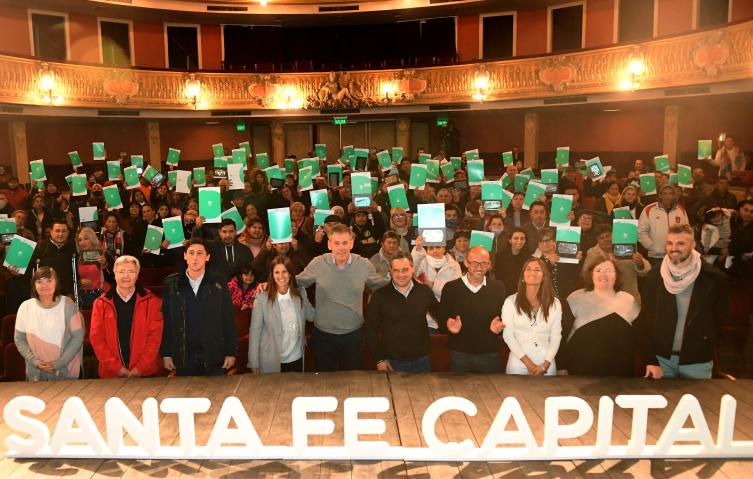 La Municipalidad ya entregó cerca de 500 escrituras de dominio