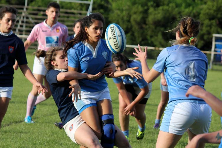 El rugby femenino continúa creciendo con mucha intensidad