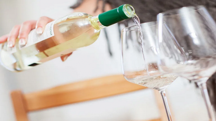 Cuántos días por semana evitar tomar alcohol para cuidar la salud
