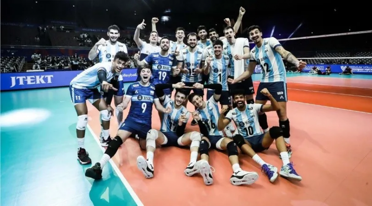 Con De Cecco, Argentina venció a Canadá en Osaka