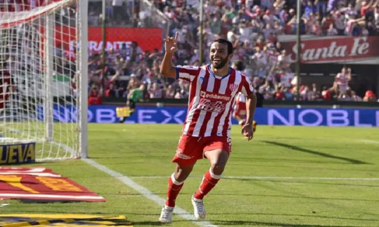 Unión insiste por Lucas Gamba
