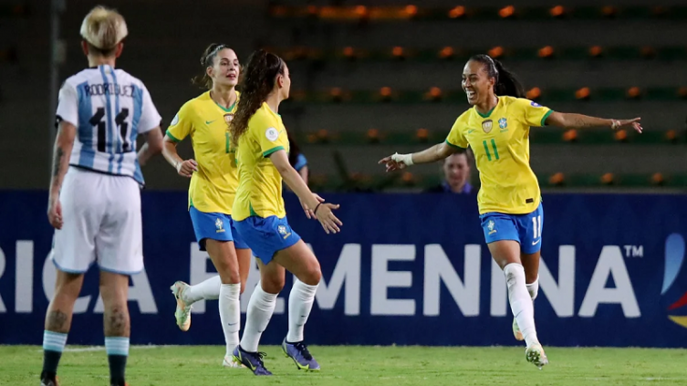 Copa América femenina: Argentina perdió por goleada ante Brasil 