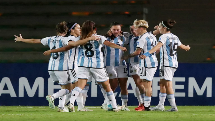 Copa América femenina: Argentina goleó 4-0 a Perú 