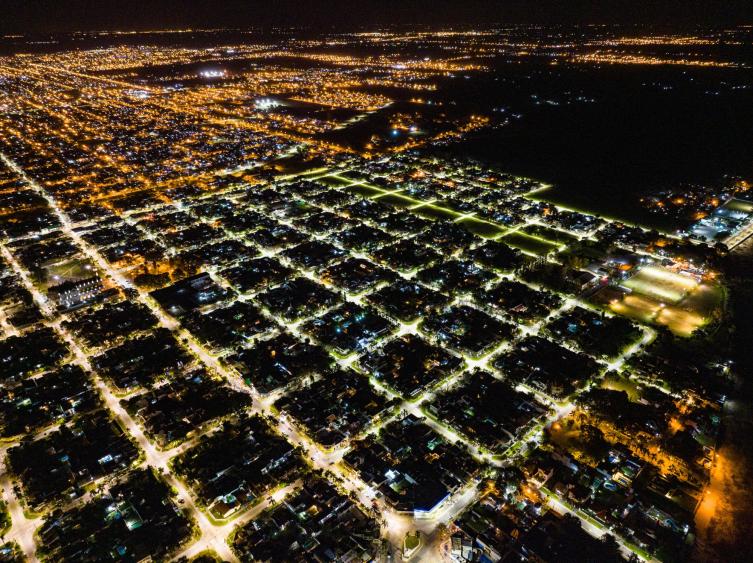 Trabajos de bacheo, iluminación y arbolado previstos para este lunes