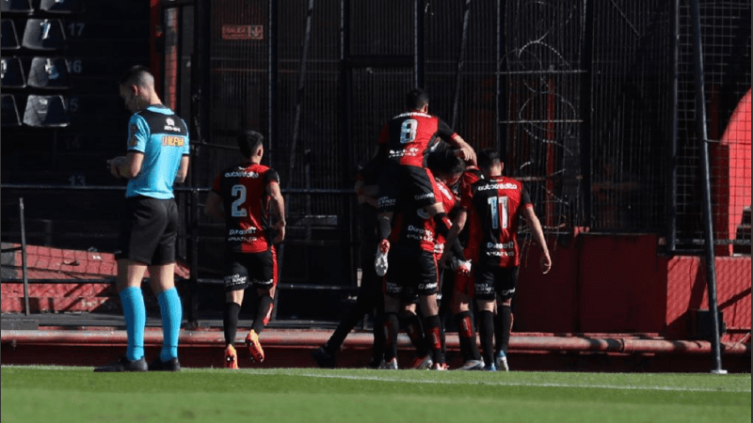 Clásico rosarino de reserva: Newell's le ganó a Central