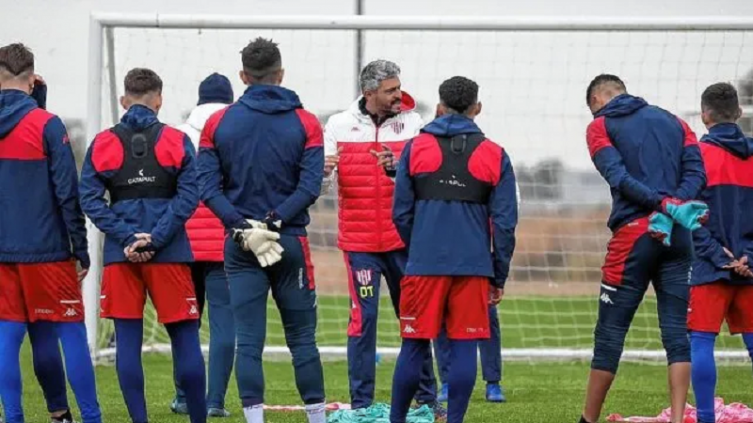 Munúa hará cambios ante San Lorenzo