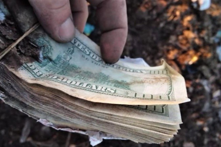 La trama de los dólares hallados en Las Parejas
