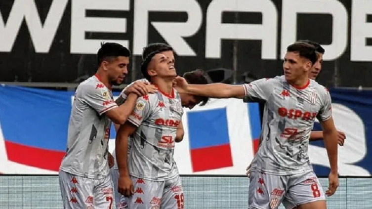 Unión sufre la baja de su goleador por dos semanas