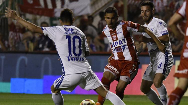 Unión buscará prenderse en la pelea de arriba frente a Godoy Cruz