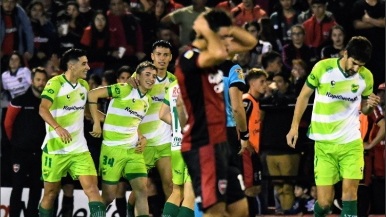Newell's cayó ante Defensa y lleva cinco fechas sin ganar
