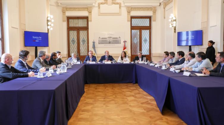 Perotti, con representantes de cámaras y pymes del sector del biodiesel