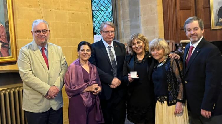 Santa Fe fue premiada en Europa por la gestión de la Salud en pandemia