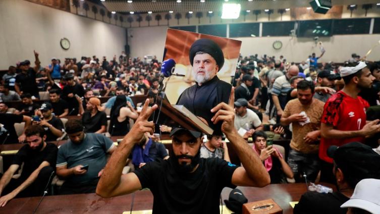 Aumentaron las protestas en Irak y por segundo día seguido ocuparon el Parlamento