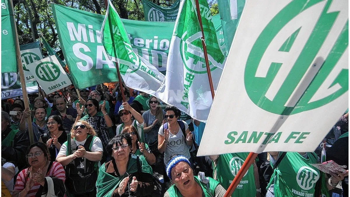 ATE cumple su segunda jornada de paro