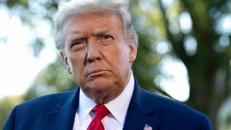 El FBI allanó la residencia de Trump en Florida