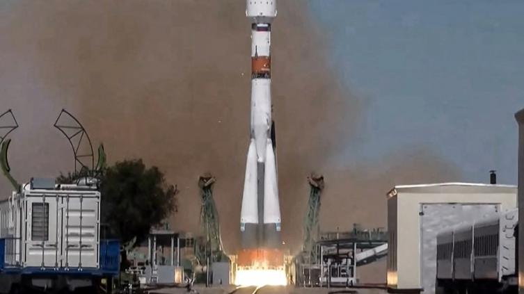 Rusia lanzó un satélite iraní en medio del tenso clima por la guerra en Ucrania