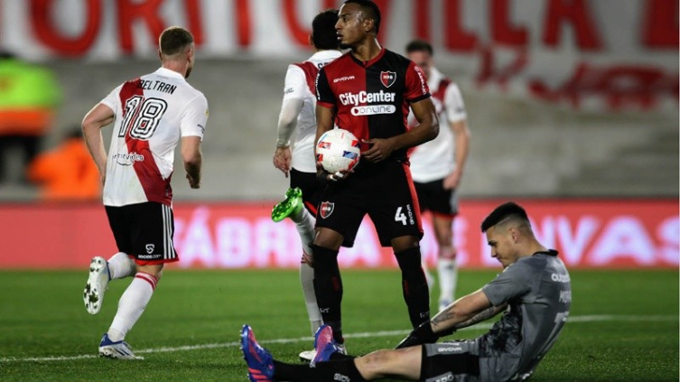 Newell's se fue goleado por River del Monumental