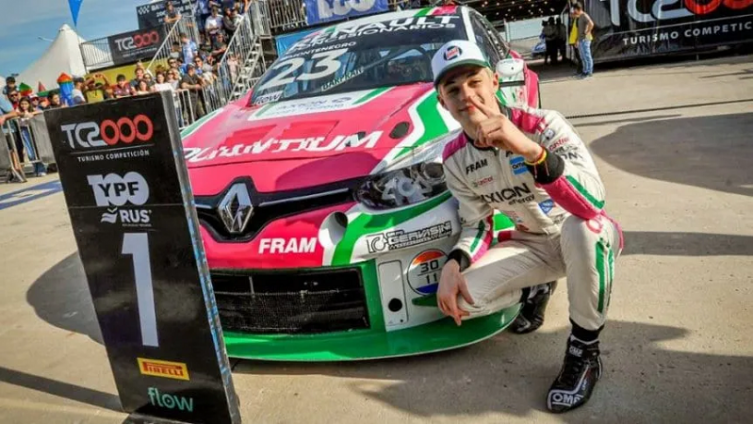 TC2000: Ignacio Montenegro ganó por primera vez a los 17 años