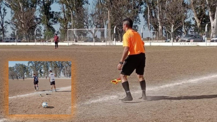 Un árbitro le prestó sus botines a un futbolista y digirió en medias
