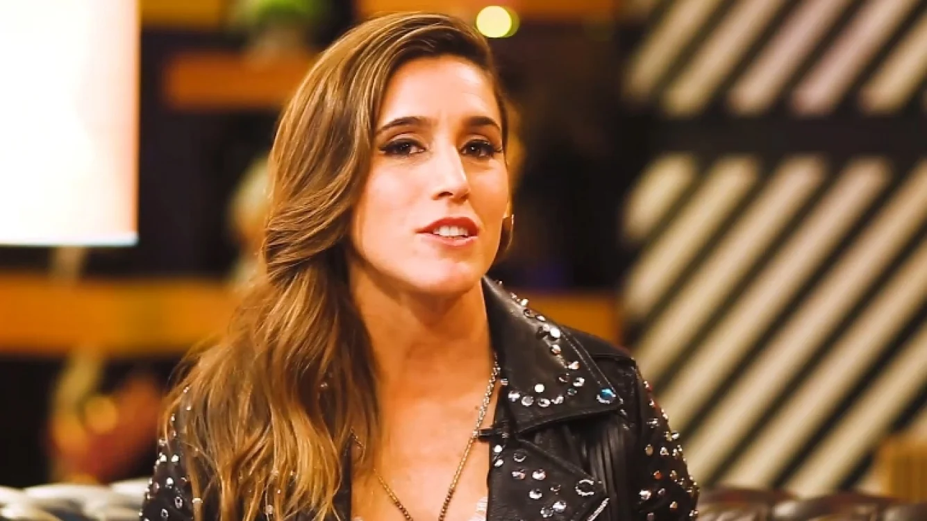 Soledad Pastorutti salió al cruce de un hombre que criticó muy fuerte sus sensuales looks