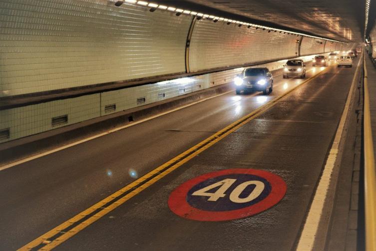 Continúan los trabajos de mantenimiento en el interior del Túnel Subfluvial