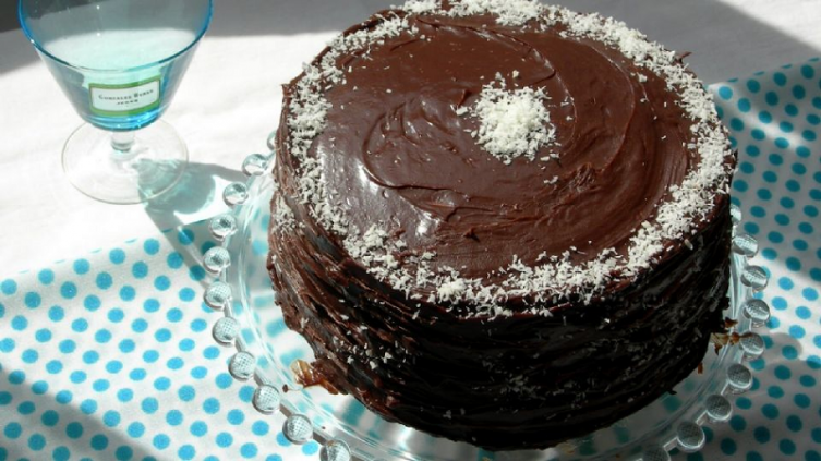 Torta de coco y chocolate, no lleva lácteos