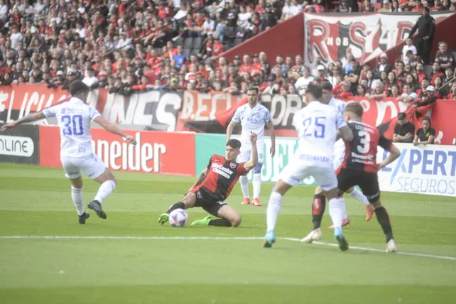 Otra derrota de un Newell's impotente que no detiene su caída