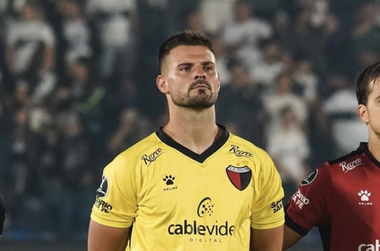 Nacho Chicco fue de frente luego de la derrota de Colón ante Barracas
