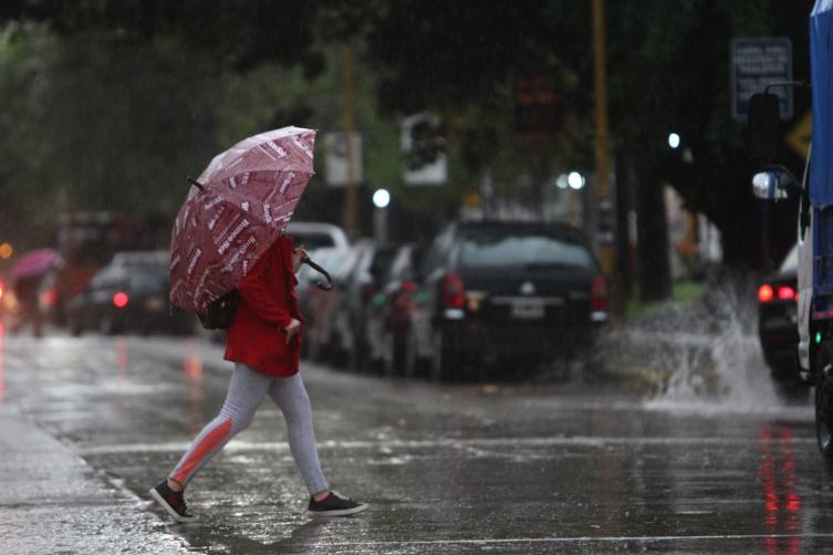 Sigue el alerta amarillo por tormentas para este jueves