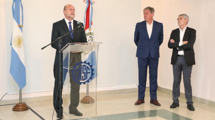 Perotti en la celebración por el aniversario de la Unión Industrial de Santa Fe