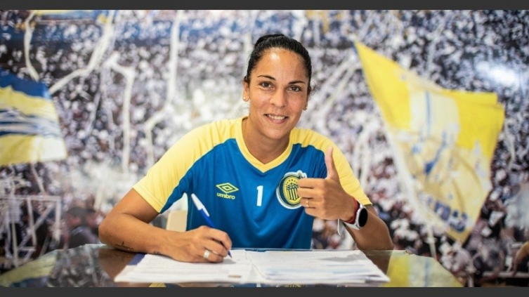 Vanina Correa será la nueva arquera de la Universidad en Copa Libertadores 