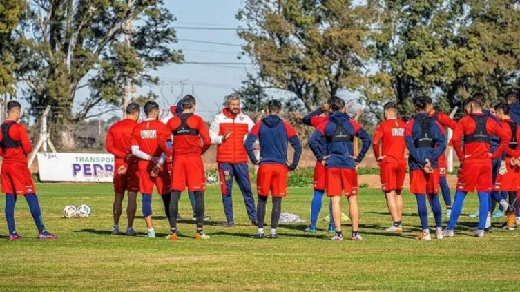 Munúa haría dos cambios ante Platense