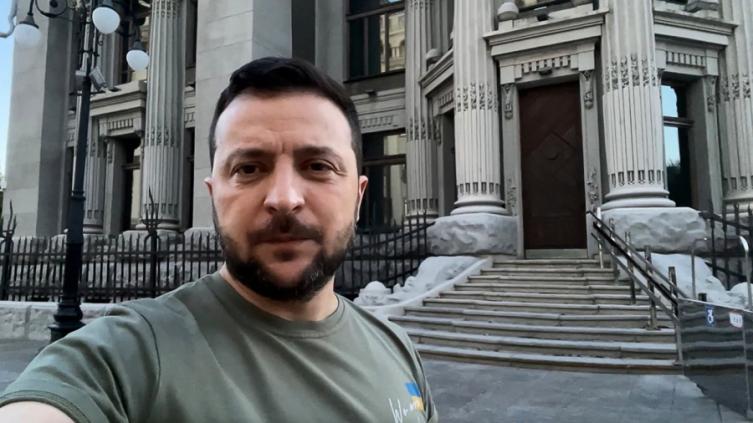 El asesor de Zelenski criticó el plan para la paz en Ucrania de López Obrador