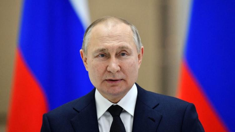 Putin pidió calma en Kirguistán y Tayikistán tras más de 116 muertos por combates