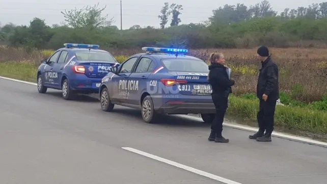 Hallaron el cuerpo de un joven al costado de la Circunvalación