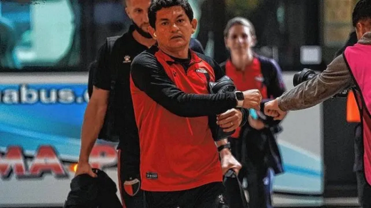 Pulga Rodríguez se irá de Colón