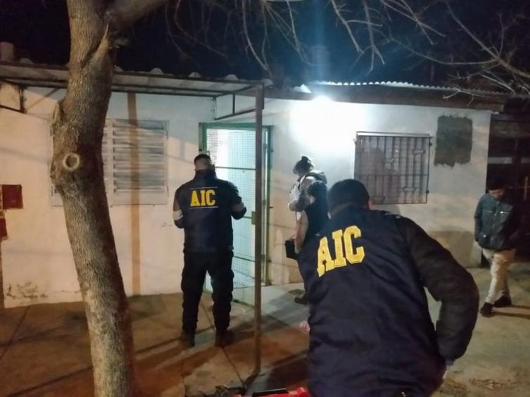 Asesinaron de tres balazos a un familiar cercano del 