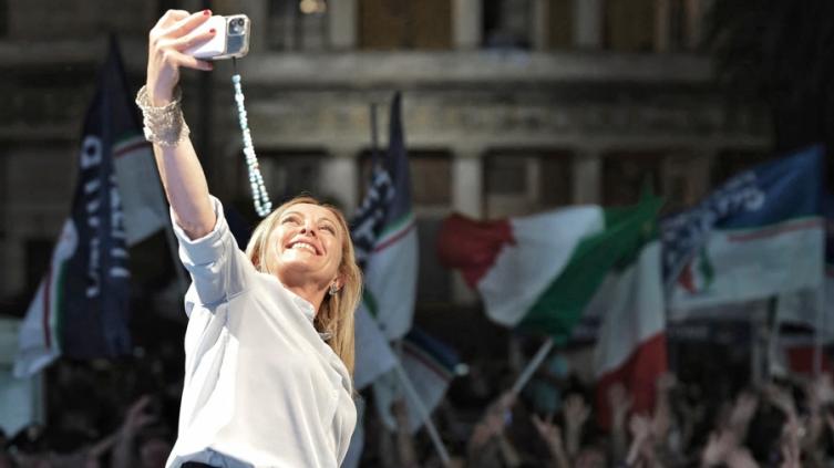 Los italianos votan un nuevo Gobierno con la derecha como favorita