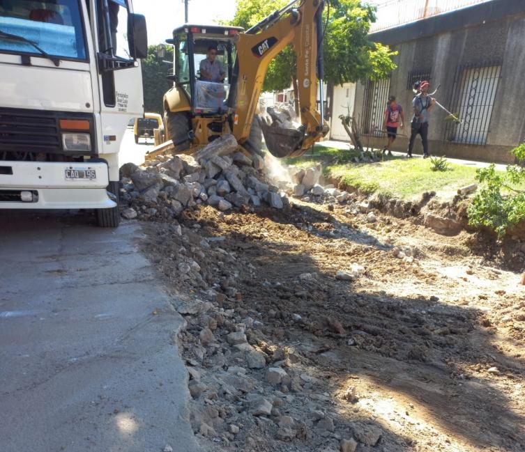 Trabajos de iluminación y bacheo previstos para este martes