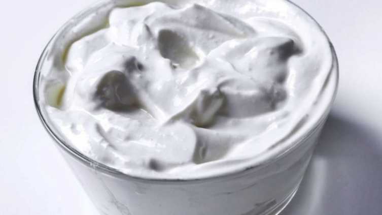 Yogurt griego en pocos pasos