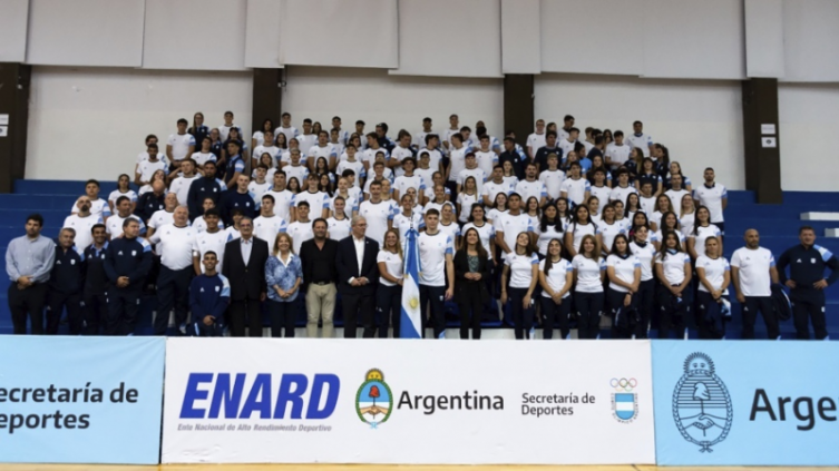 La Secretaría de Deportes respondió al entrenador de esgrima