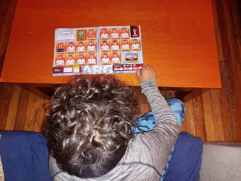 Todo lo que aprendió mi nieto con las figuritas del Mundial