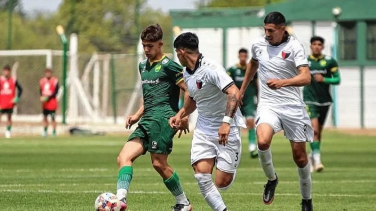 Triunfo de Colón ante Defensa en Reserva